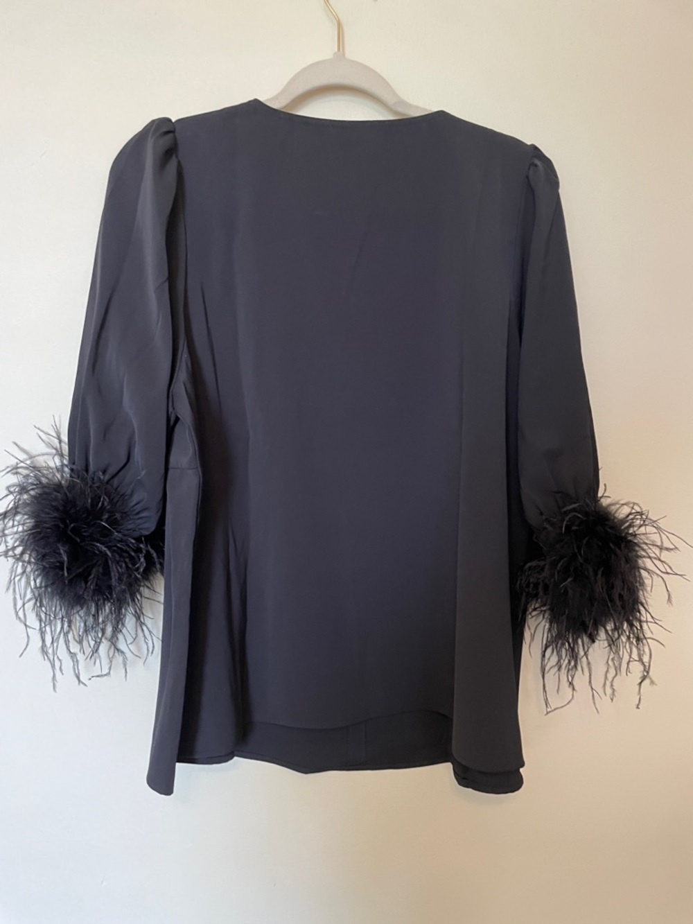 Women's Black V-Neck Top with Feather Cuffs - Picture 7 of 8
